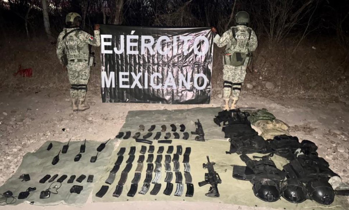 Armas largas, cartuchos, radios y tres vehículos con reporte de robo son asegurados en Culiacán