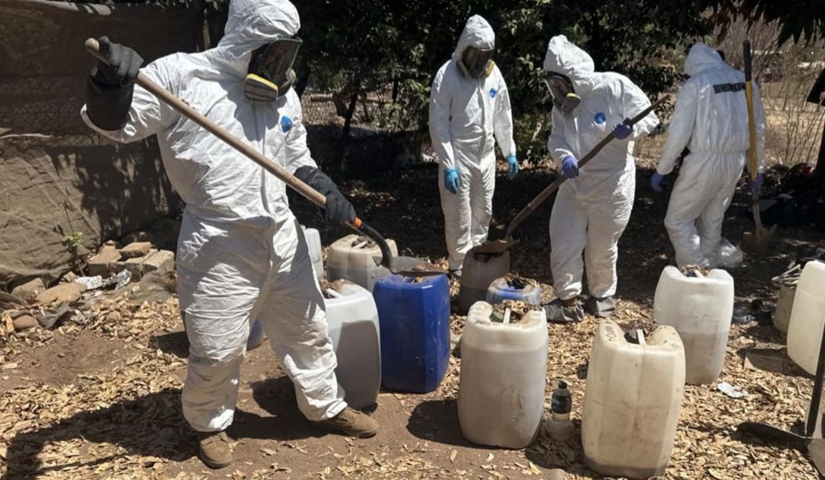 En Culiacán y Cosalá, desmantelan 2 narcolaboratorios para droga sintética