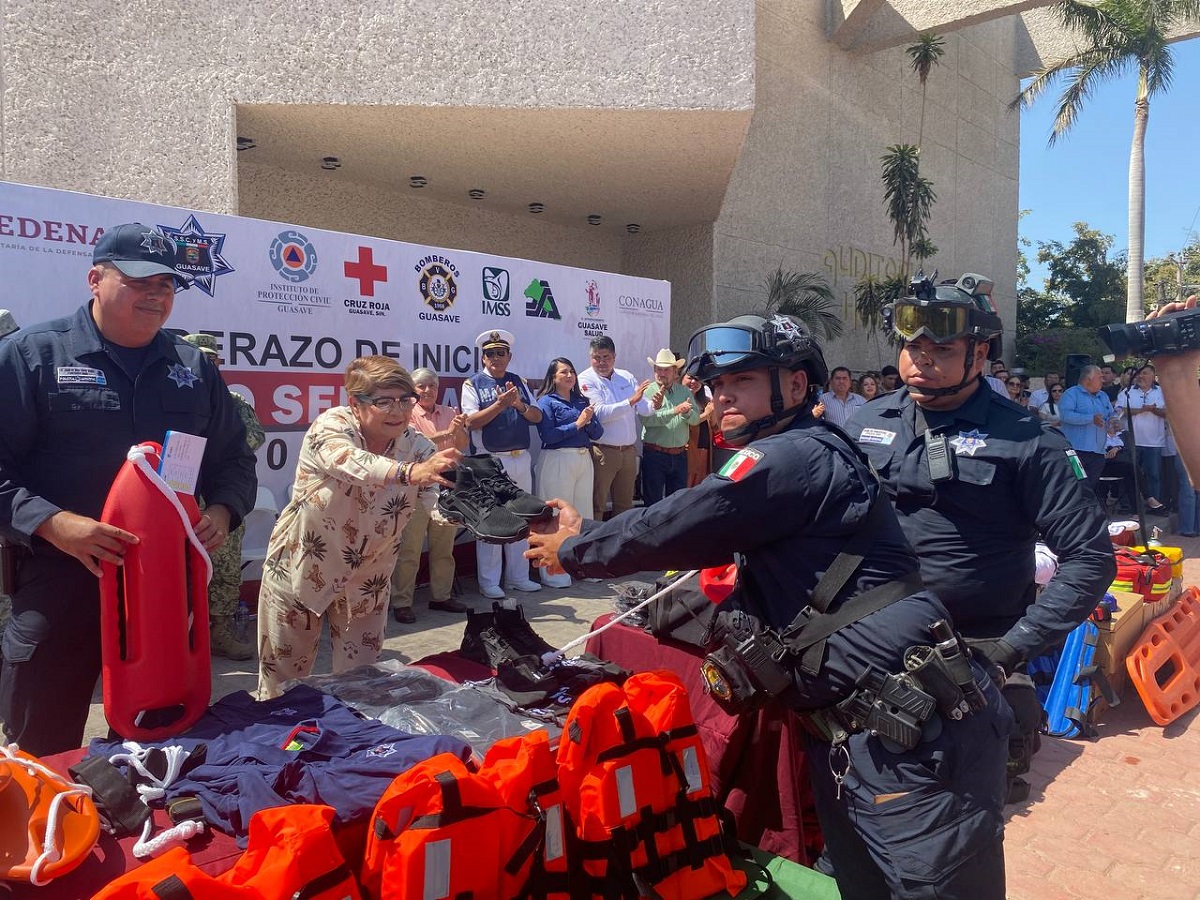 Por una Semana Santa blanca, autoridades municipales dan el banderazo de inicio al operativo 2025, en Guasave
