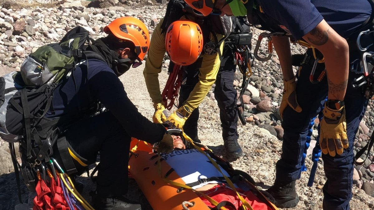 Bomberos de Mazatlán reforzarán las atenciones de emergencia durante la temporada de Semana Santa