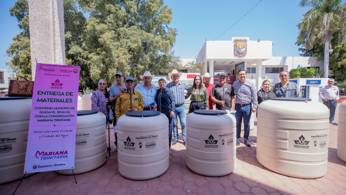 En Guasave, alcaldesa entrega tinacos subsidiados; apoyan a familias en la crisis de la sequía