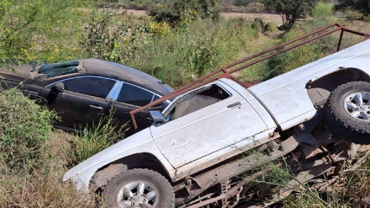Choque por alcance en Cohuibampo, Ahome, deja dos personas lesionadas
