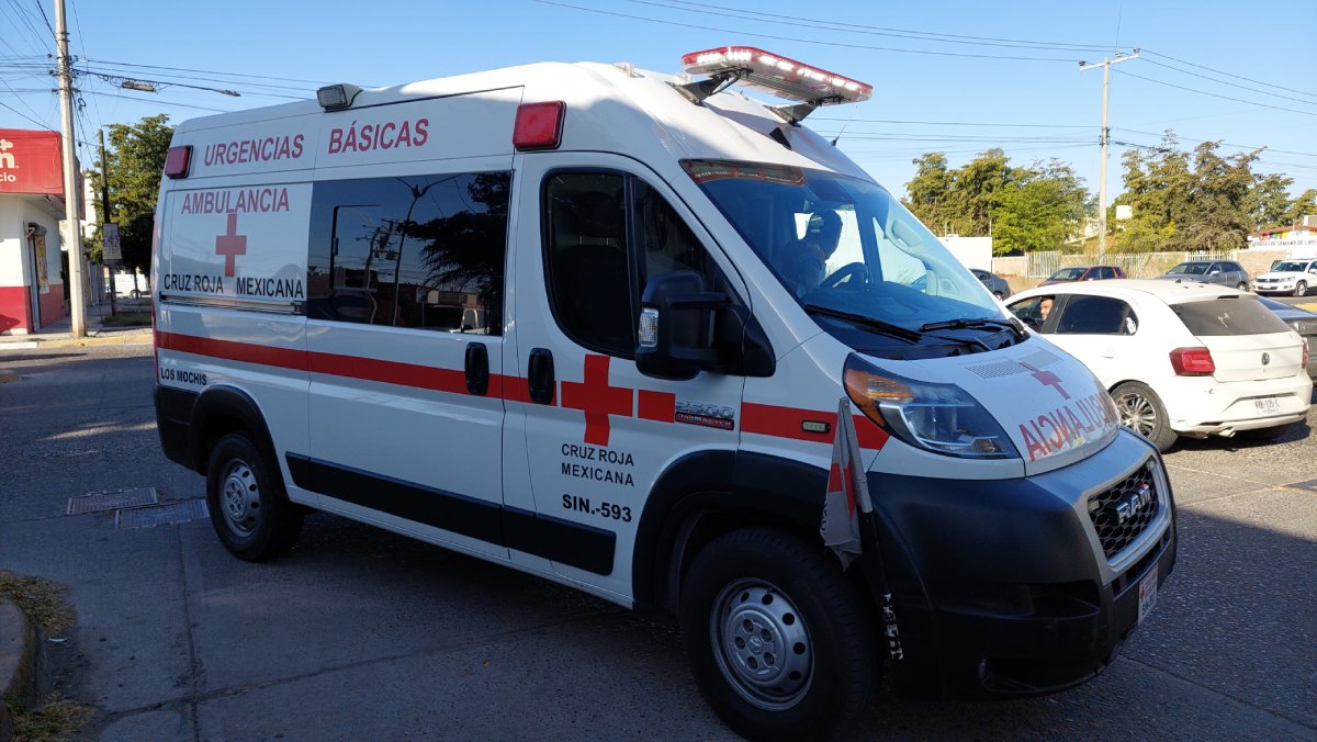 Muere hombre de 80 años tras volcadura del vehículo donde viajaba en Ahome; hay un lesionado