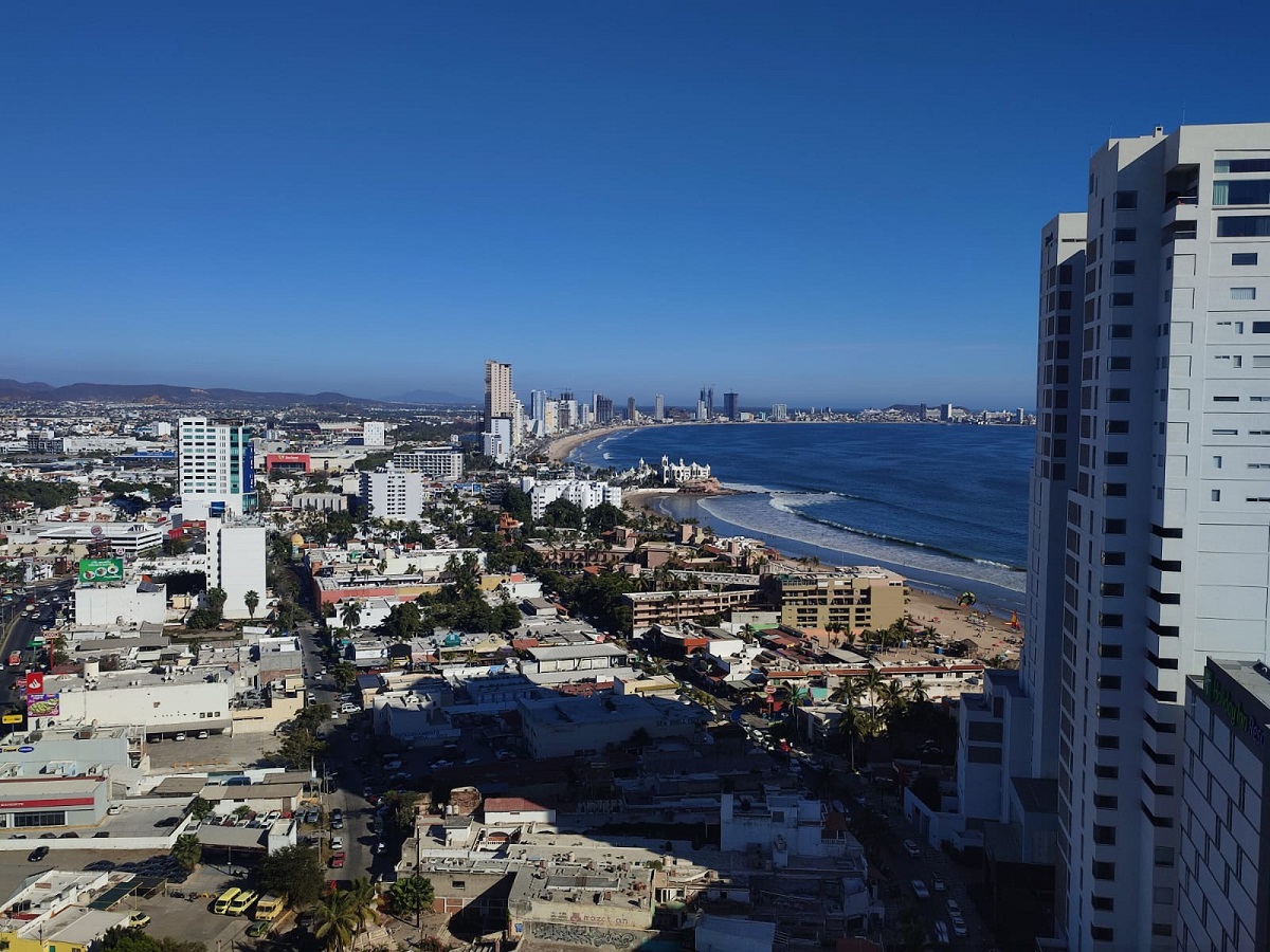 Empresarios y sociedad han actuado congruente por Mazatlán ante circunstancias: Juan José Arellano