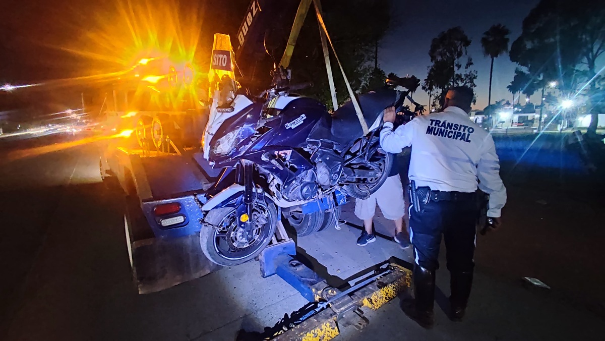 Fuera de peligro tránsito embestido por la Mochis-Topo; padre del conductor se hizo responsable de los daños