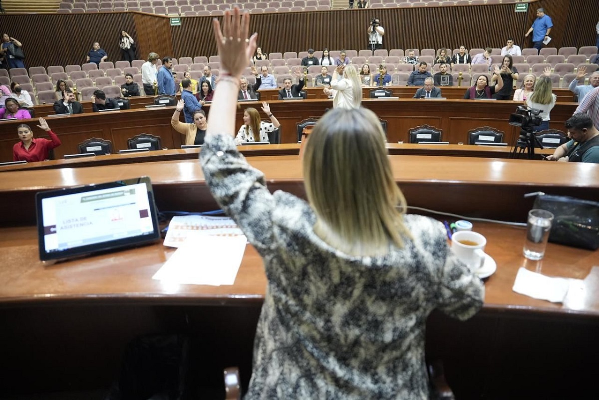 Aprueban reestructuración de tres comisiones en el Congreso de Sinaloa