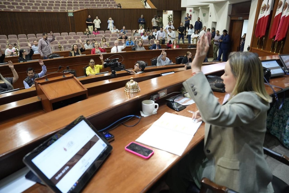 Rocha Moya propone ajustes fiscales para apoyar a municipios nuevos Juan José Ríos y Eldorado