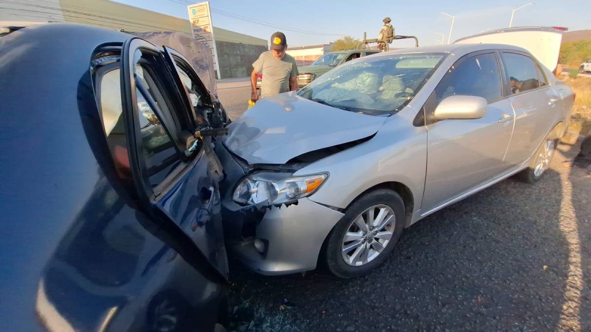 ‘Encontronazo’ sobre La Costerita de Culiacán deja siete lesionados; uno de consideración