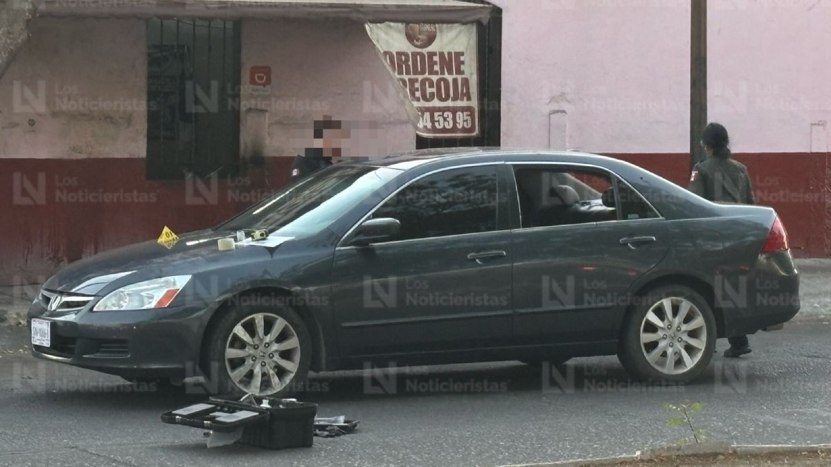¡Estaría relacionado con el ataque a la RAM! Hallan baleado un auto en Pradera Dorada, Culiacán