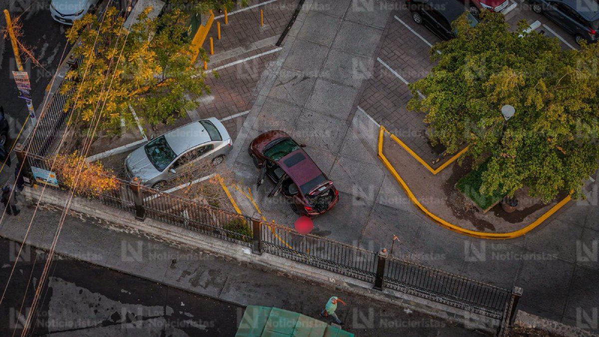 ¡Eran primos! Identifican a hombres encontrados sin vida en vehículo estacionado en La Lomita, Culiacán