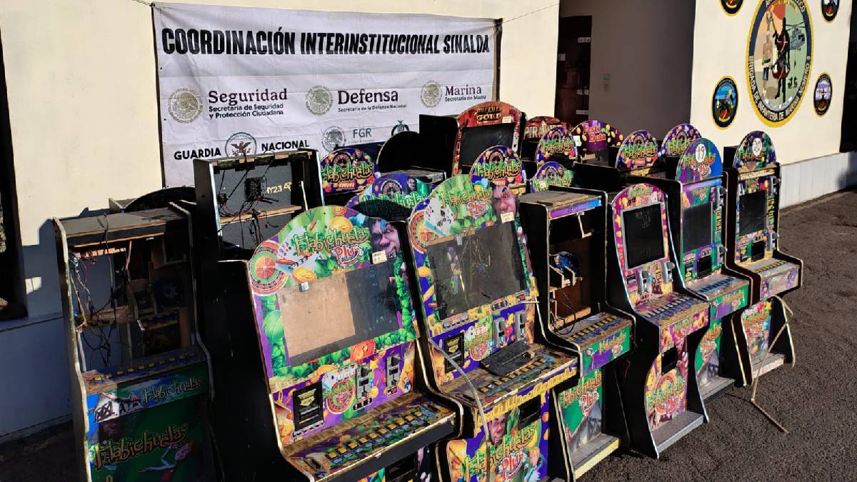 Incineran droga y máquinas tragamonedas ilegales en Mazatlán