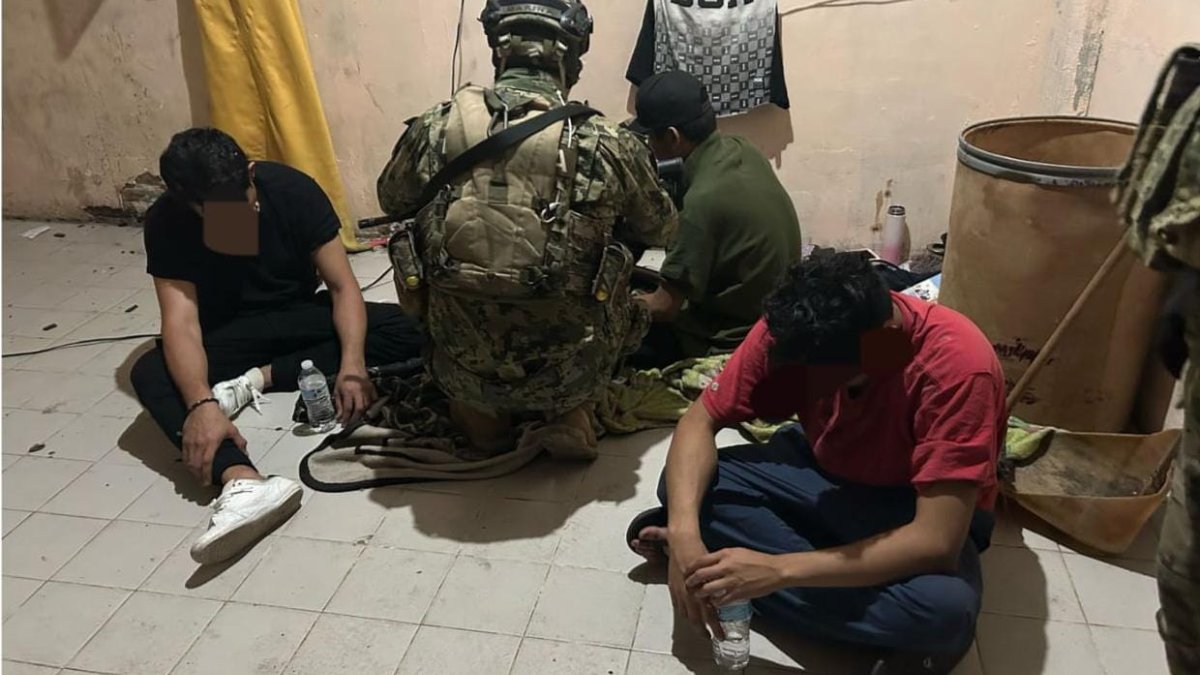 Elementos de la Marina rescatan a tres personas privadas de la libertad en Mazatlán