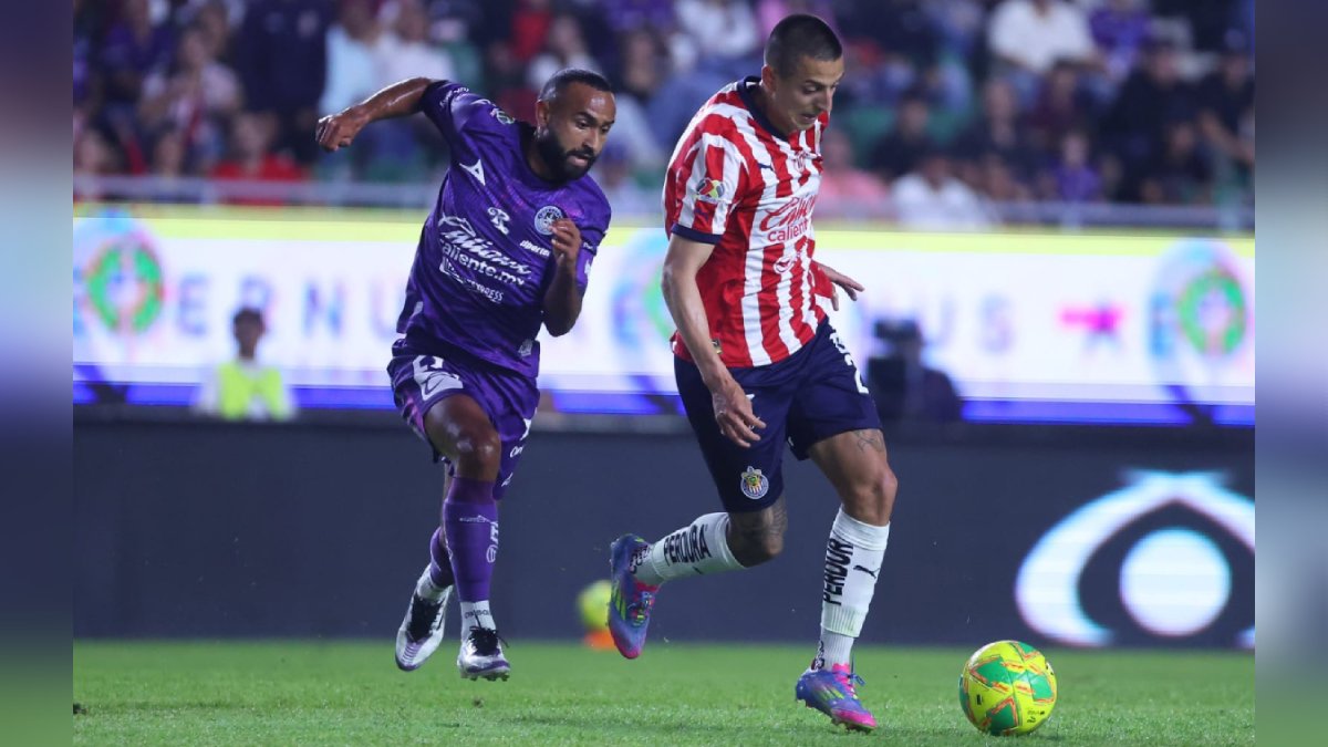 El Mazatlán FC y las Chivas empatan en Jornada 15 desde El Encanto