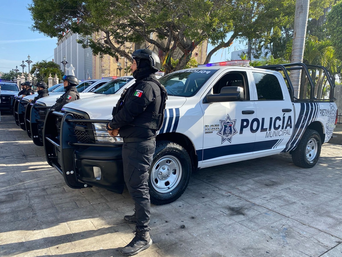 Refuerzan operativo de seguridad en Mazatlán con la adquisición de 10 nuevas patrullas
