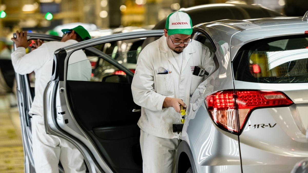 Contempla Honda trasladar su producción de México y Canadá a EU, ante aranceles de Trump