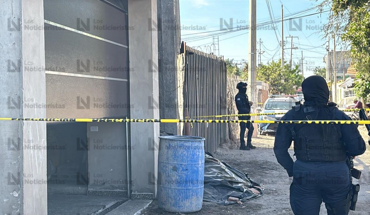 Dentro de su domicilio ejecutan a “El Oso”, comandante de la Policía Municipal de Navolato