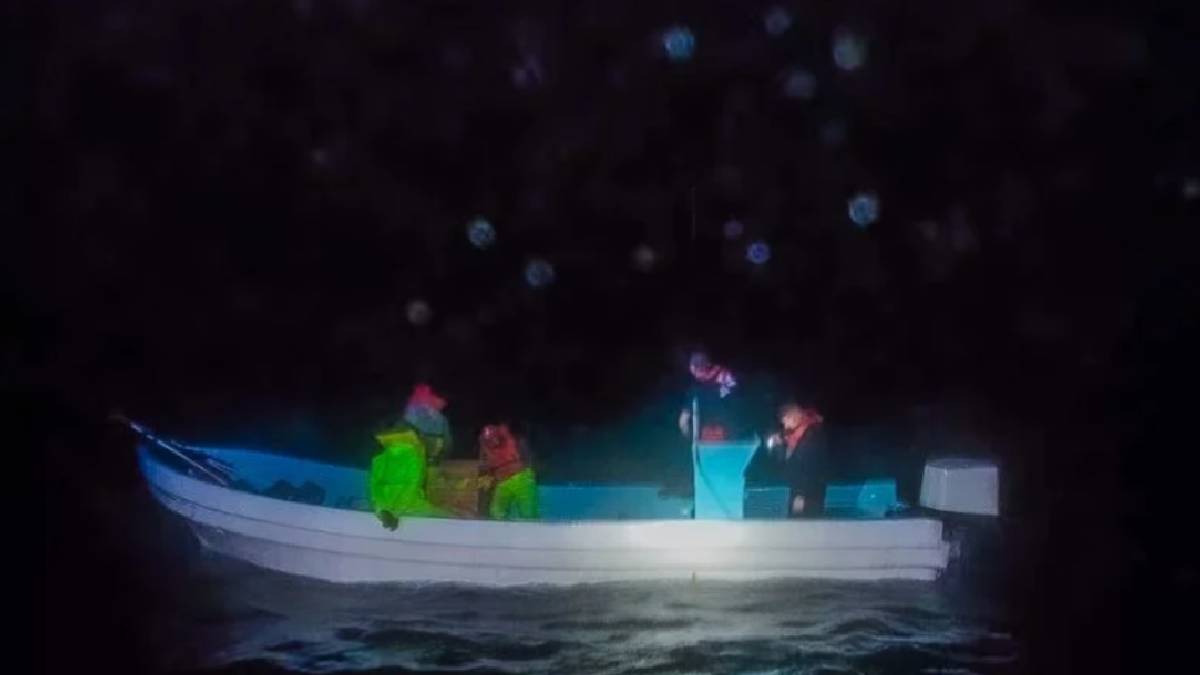 Guardia Costera de EE.UU. detiene a 12 mexicanos por pesca ilegal en Texas