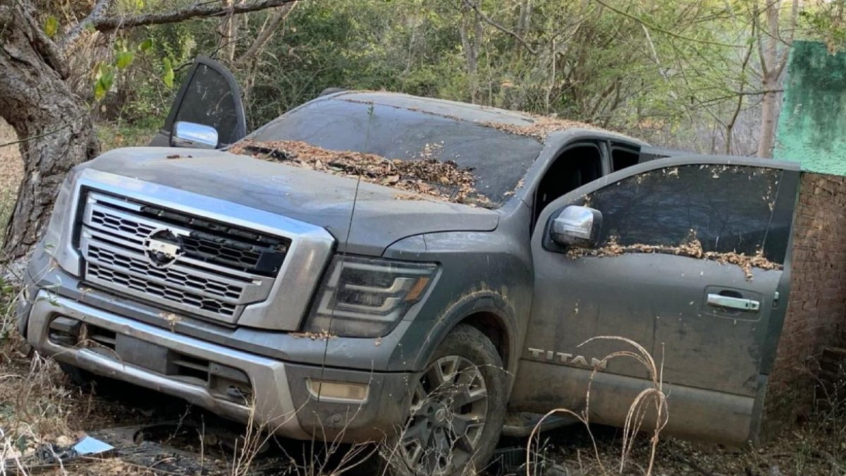 Recuperan cinco vehículos con reporte de robo en San Marcos, al norte de Mazatlán