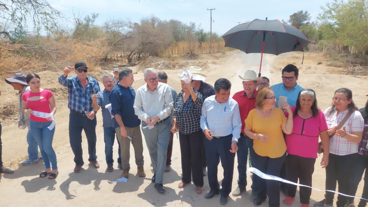 Concluida la obra de pavimentación de La Ciénega de Casal con Los Mazates de los López, en Mocorito