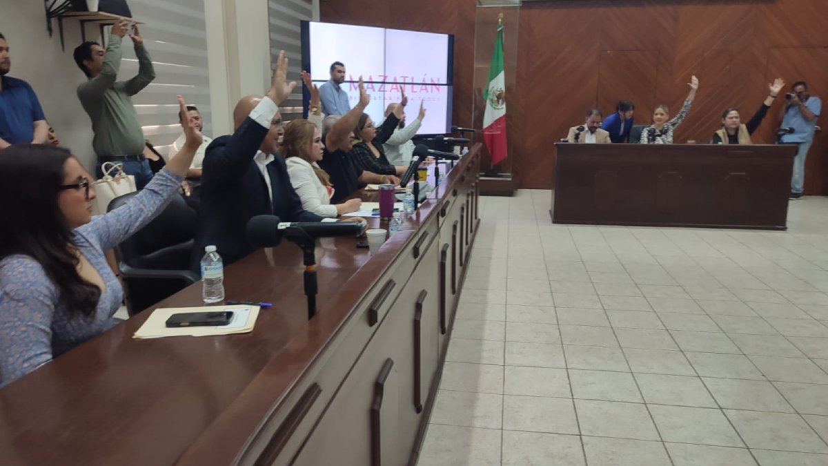 Se suma Cabildo de Mazatlán a la reforma al Poder Judicial y oposición levantan la voz