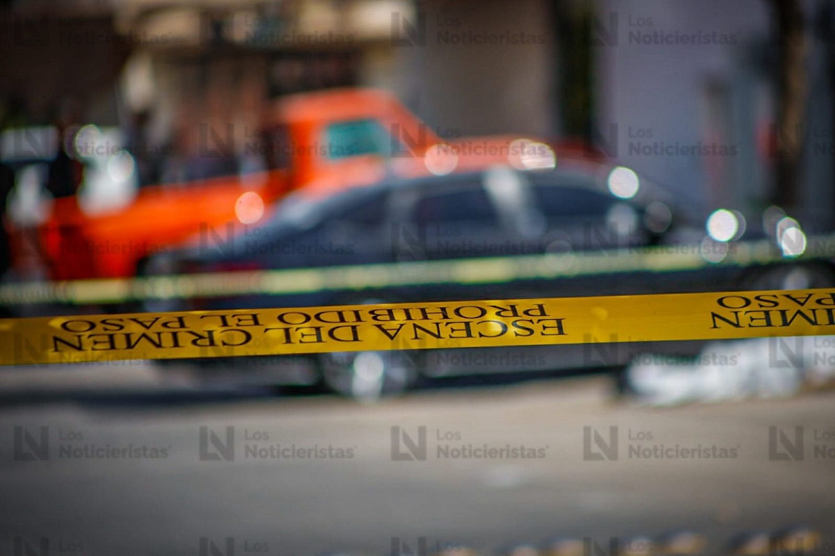 Hallan 3 ejecutados junto a un Jetta negro, tras ataque a residencia y balacera en Culiacán