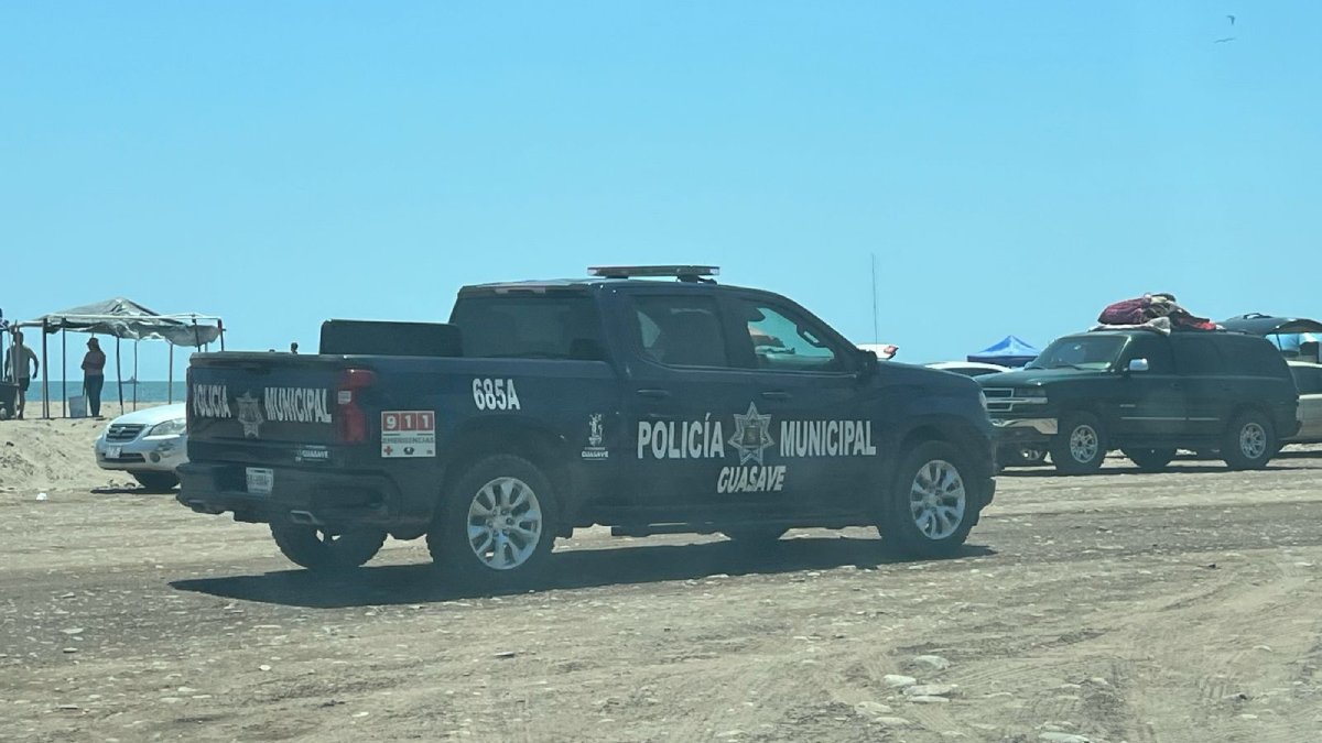 Luego de pedirle un servicio en Juan José Ríos, taxista es despojado de su unidad y dejado abandonado