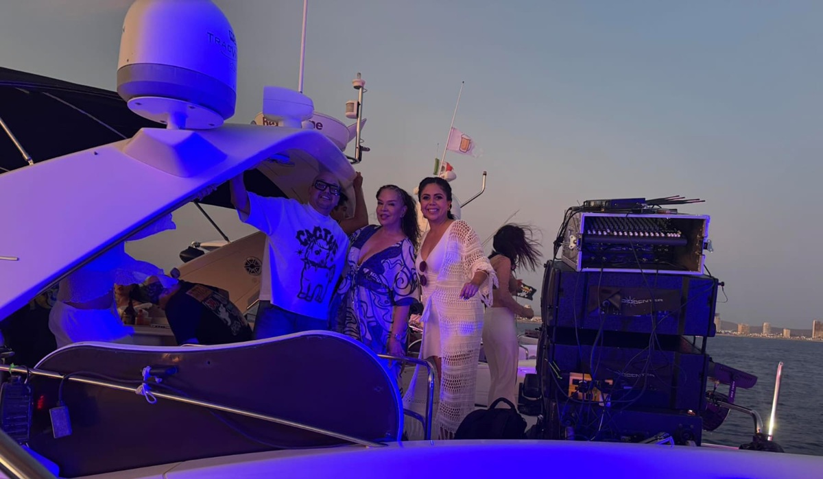 Todo un éxito la Yacht Party 2025 de Hersa Corporativo en Mazatlán: Música, mar y Akwid en altamar