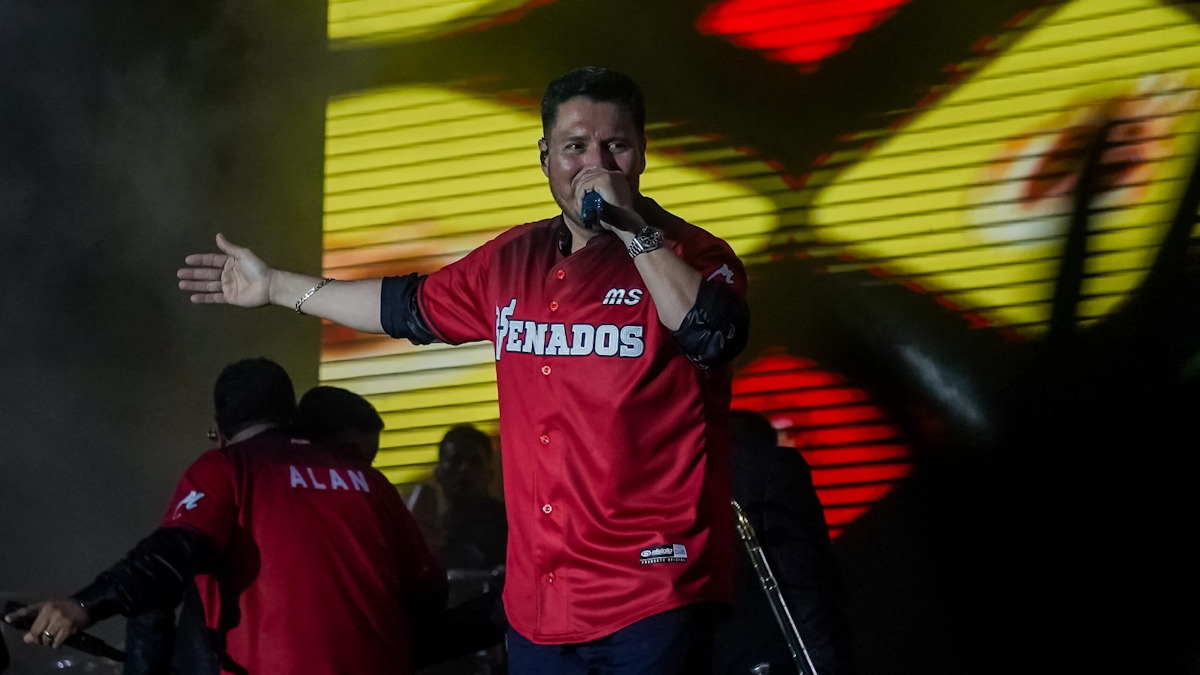 Música, beisbol y orgullo porteño: Banda MS revela la nueva jersey oficial de Venados de Mazatlán