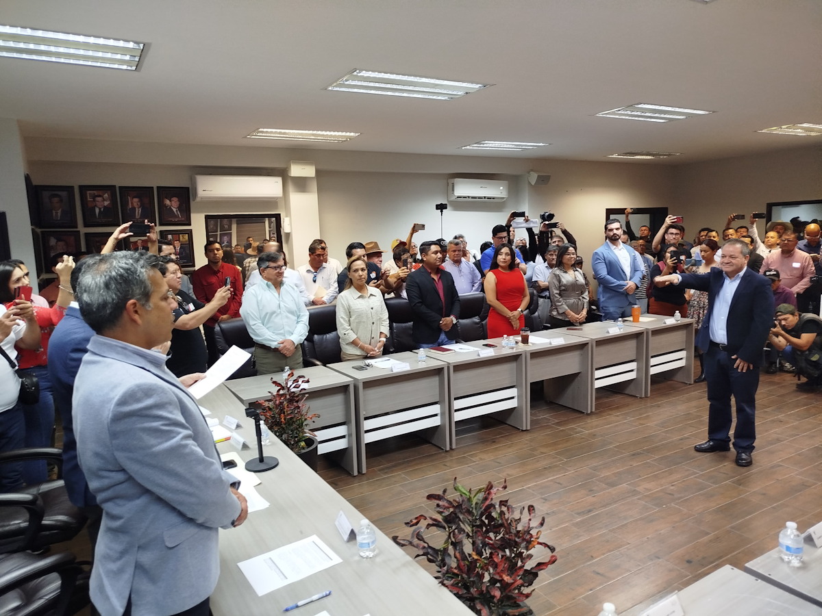 Avala Cabildo de Ahome designación del nuevo tesorero; por unanimidad lo aprueban