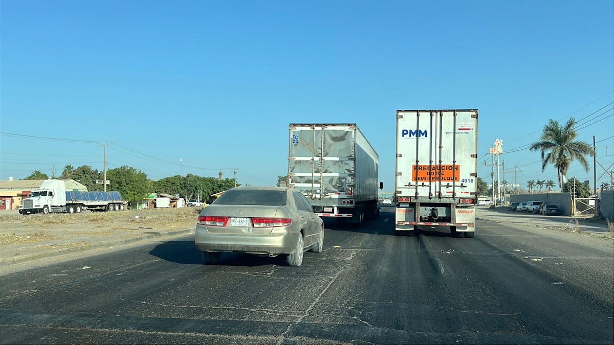 Tomar precauciones al viajar sobre la México 15, en Guasave por si hay ponchallantas, pide Seguridad Pública