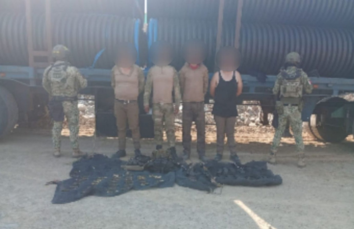Detienen a cuatro civiles armados en Rosario, Sinaloa