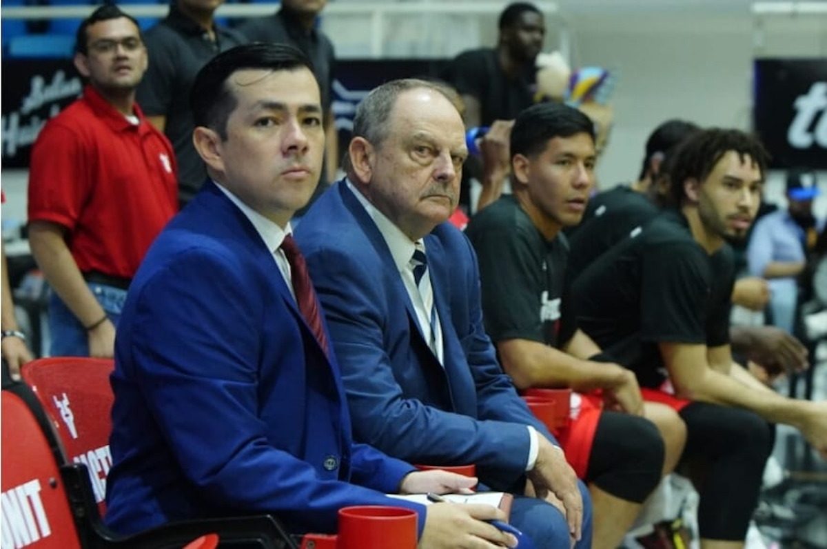 El coach Gaston Essengue renuncia a Venados Basketball, LaSalle Taylor será en nuevo estratega