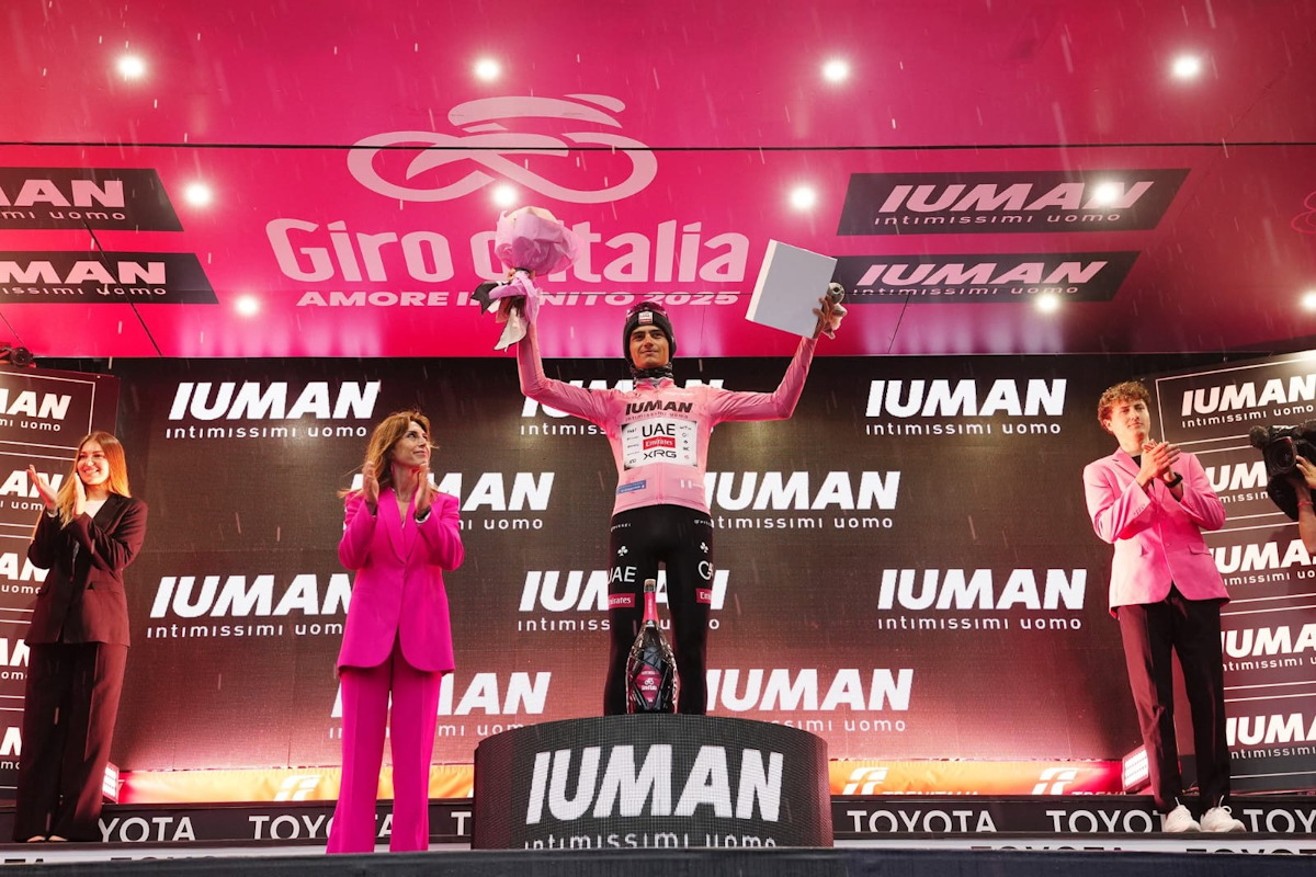 El mexicano Isaac del Toro mantiene liderato tras etapa 10 del Giro de Italia