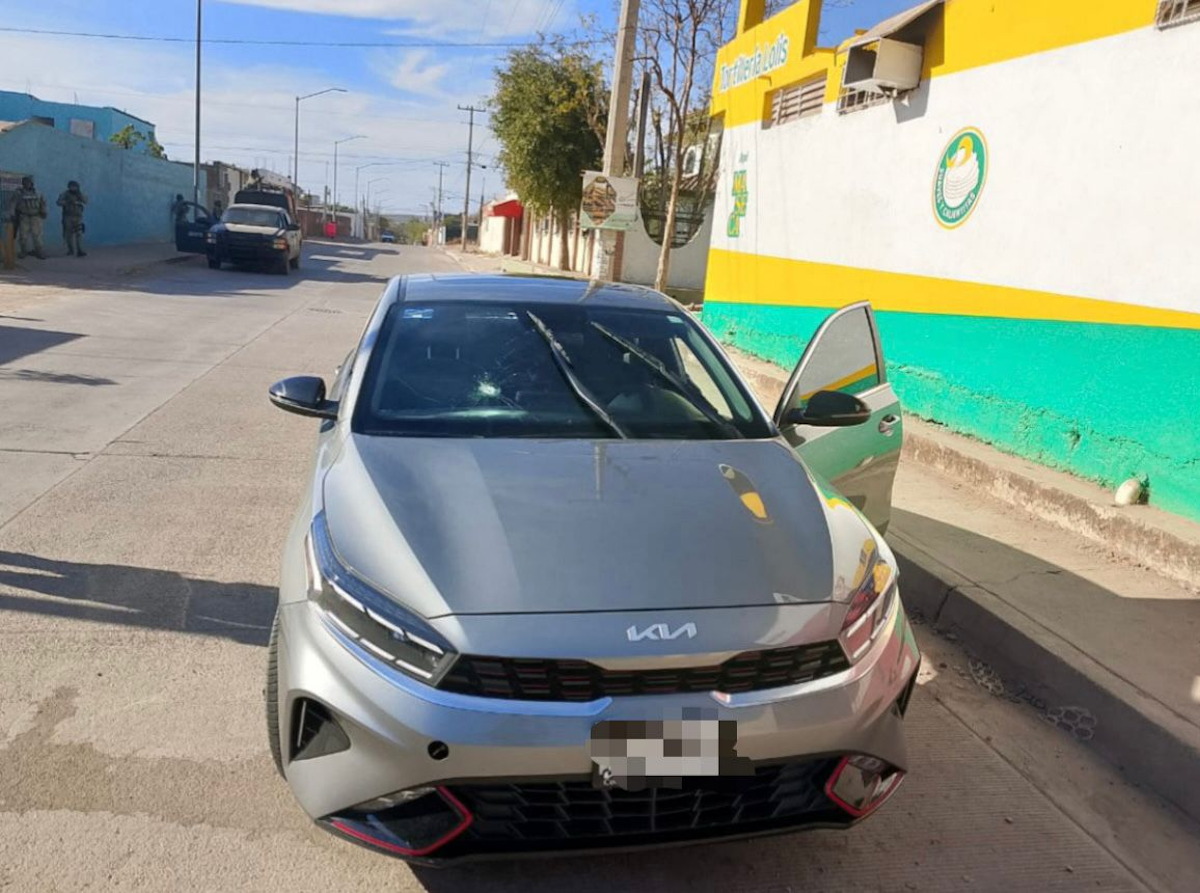 Era robado y tenía impactos de arma de fuego; aseguran un KIA en Culiacán