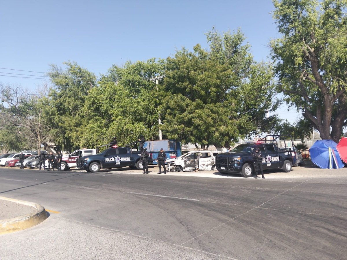 Panteones de Los Mochis en el día de las madres