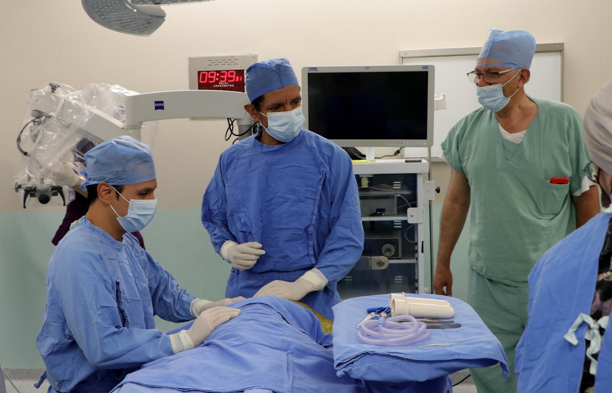 ‘Son oportunidades para que puedan escuchar’; 3 implantes cocleares se implantan en el Hospital Pediátrico