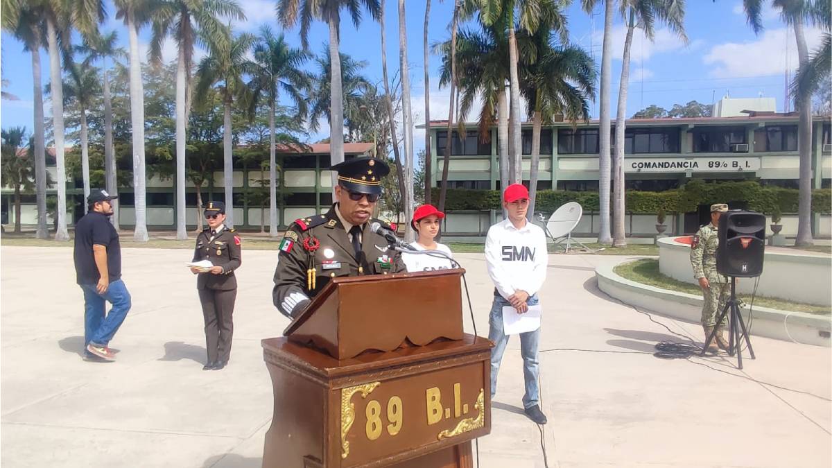 Jóvenes del Servicio Militar Nacional clase 2006 toman protesta en el 89 Batallón de Infantería en Ahome