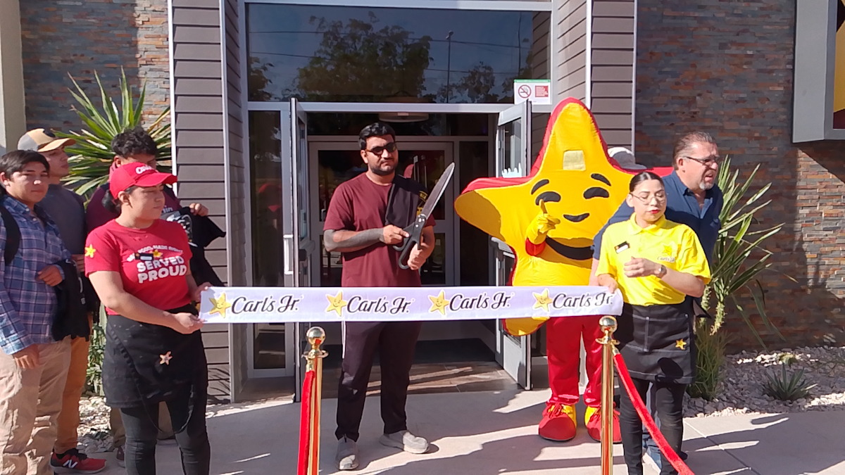 ¡Se logró! Jesús Alberto y 99 acampantes más tendrán Carl’s Jr. gratis por un año en Guasave