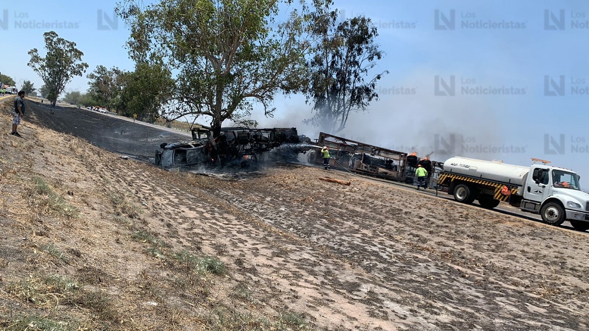 Hay 2 lesionados tras accidente de nodriza en la maxipista Culiacán-Mazatlán: PC