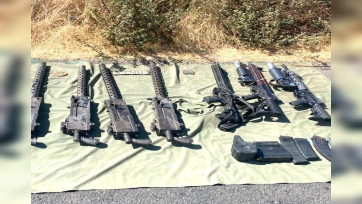 Detienen a dos personas y aseguran arsenal y droga en Navolato