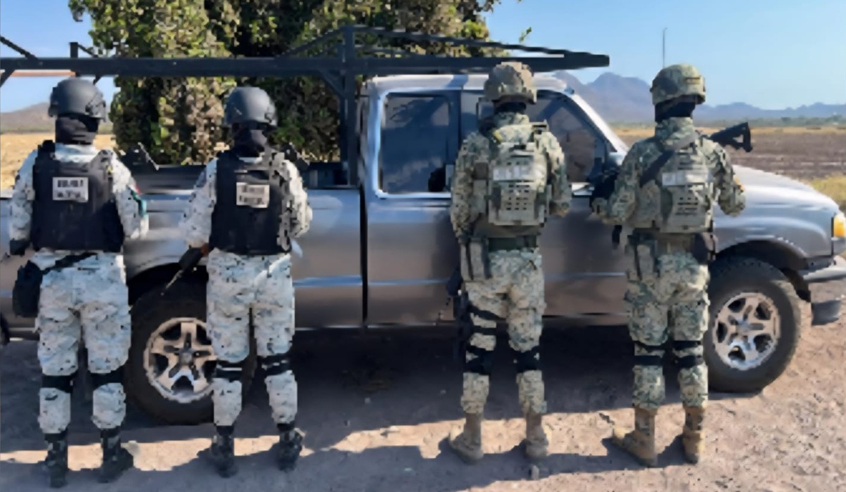 En “El Tigre”, Navolato, aseguran un vehículo con reporte de robo; en su interior tenía cartuchos