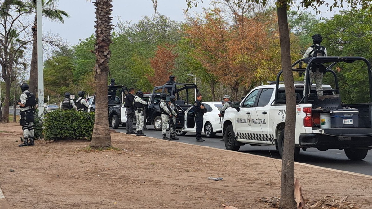 Atacan a balazos a conductor sobre el Malecón Nuevo de Culiacán