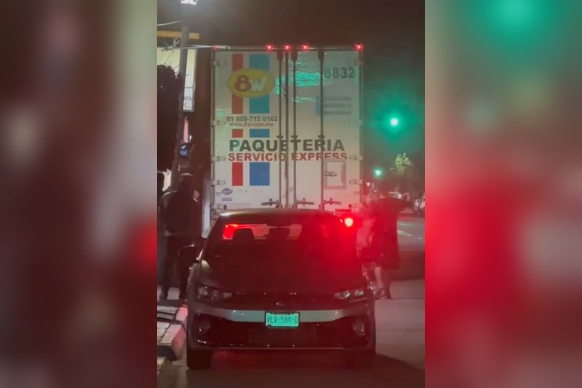 Denuncian paso de camiones por la Cuauhtémoc, aun en reparación; autoridades pondrán vigilancia