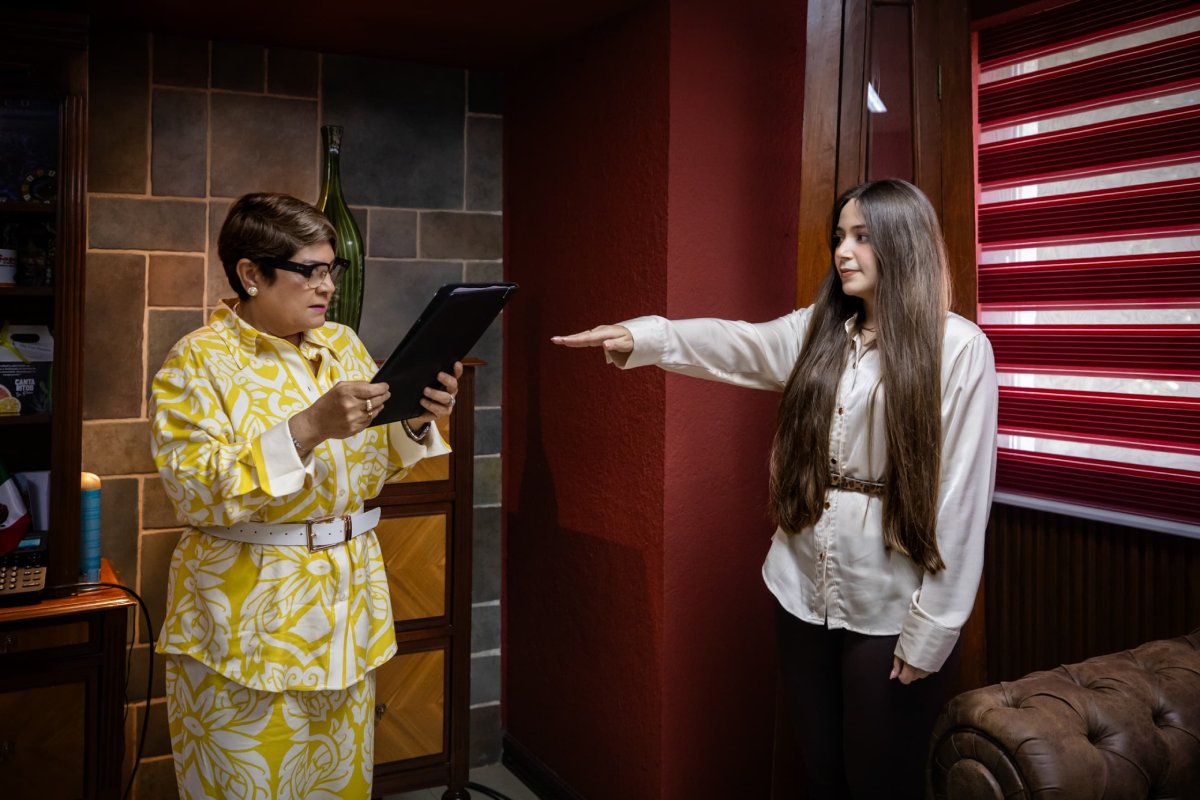 Marina Castro Valenzuela rinde protesta como directora general de Turismo