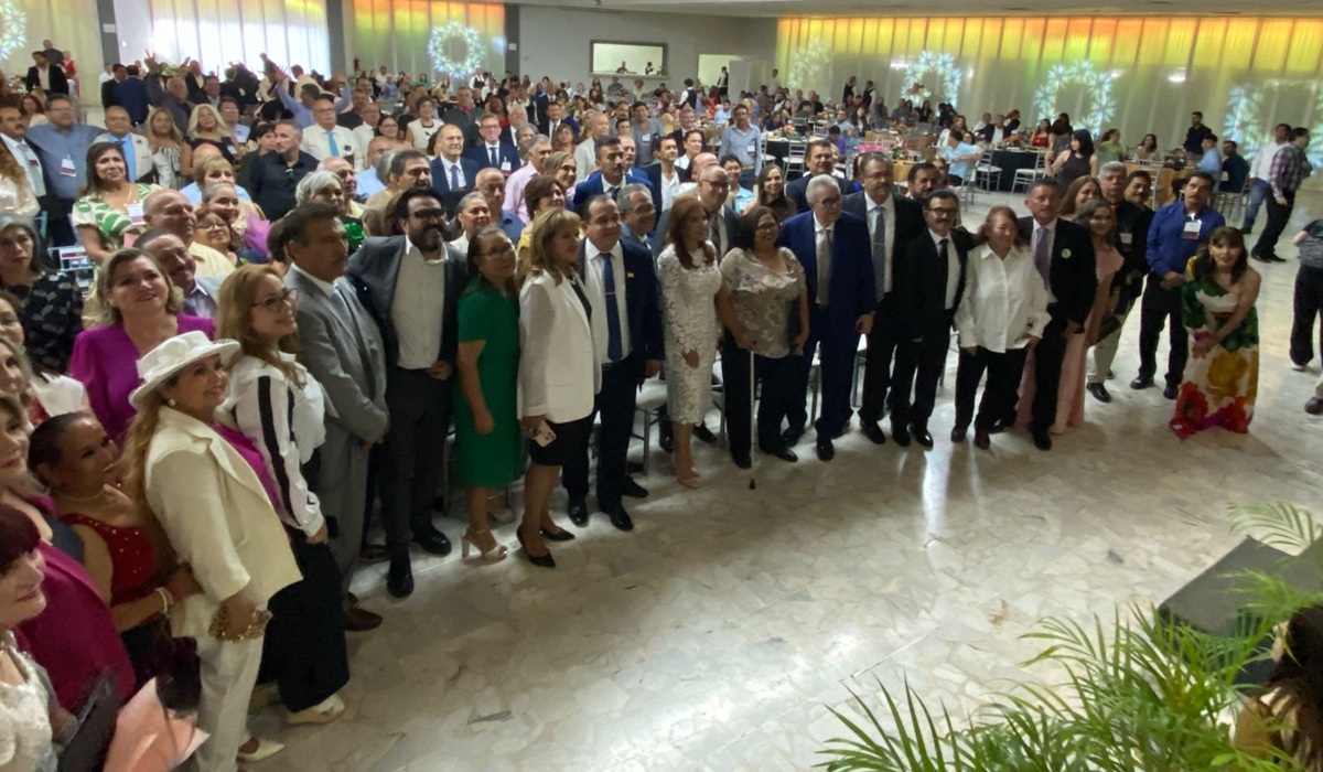 “Nos interesa reconocerlos”: Reitera Rocha aumento de 10% a salarios de maestros por indicación de la presidenta Sheinbaum