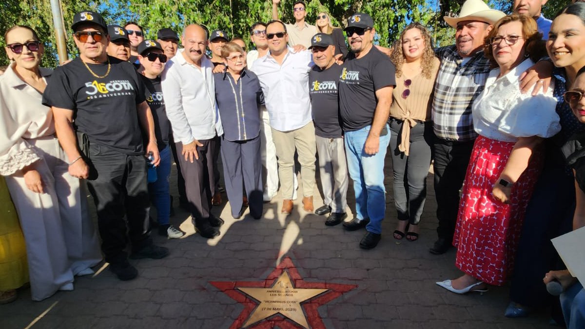 Develan estrella en honor a Los Hermanos Cota en el malecón municipal de Guasave