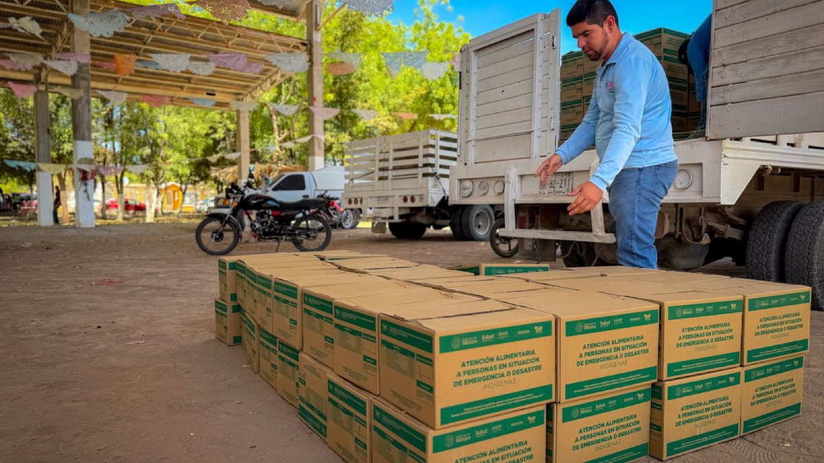 DIF El Fuerte entrega apoyos alimentarios a 233 familias indígenas en Jahuara II