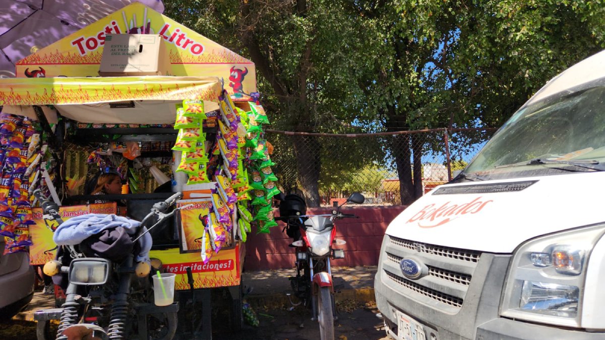 Vendedores de comida chatarra en Guasave, deberán mantenerse alejados de escuelas en regreso a clases; llaman a reforzar programa Vida Saludable