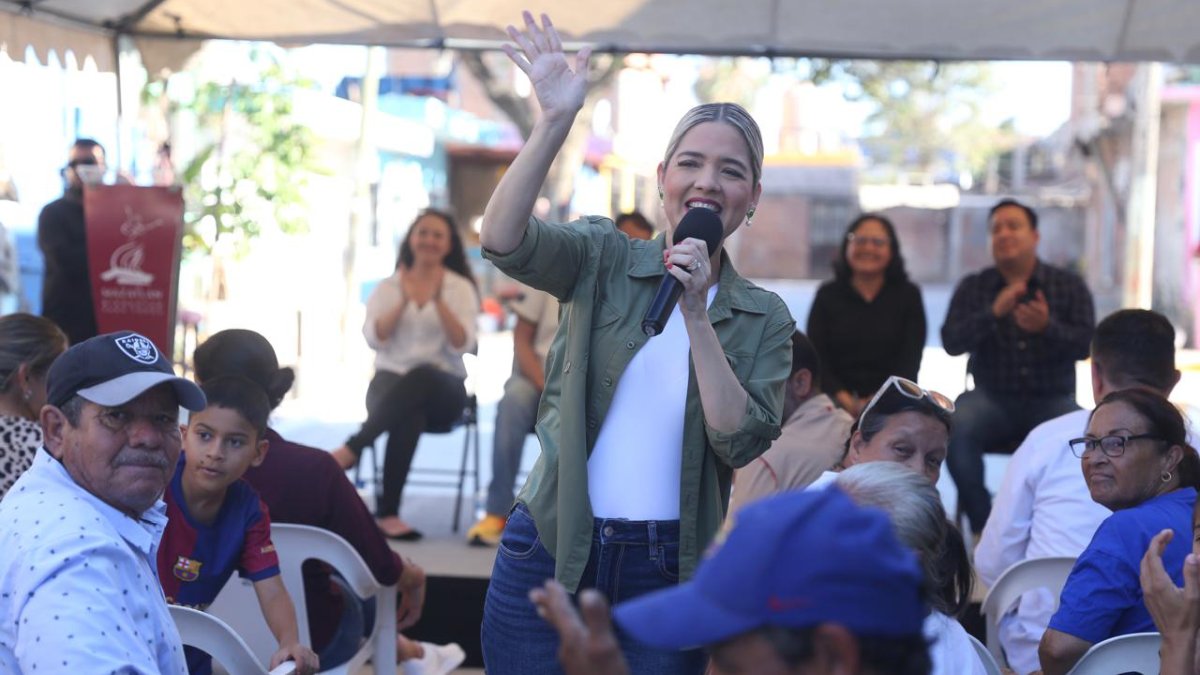 Estrella Palacios inaugura pavimentación de la calle Privada de la Estrella en la colonia Benito Juárez de Mazatlán