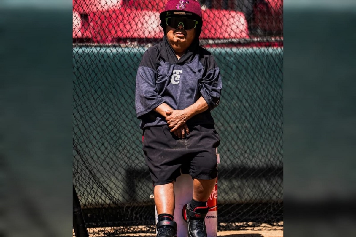 Murió “Tony” Romero emblemático batboy del beisbol mexicano